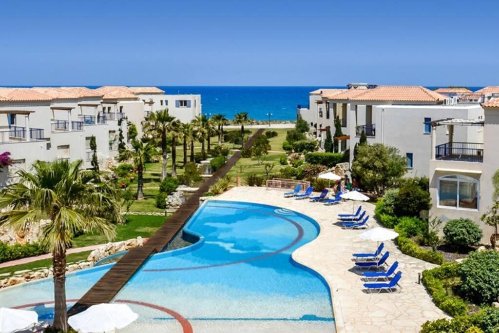 Odyssey Beach Front Apartment Chania  Bagian luar foto