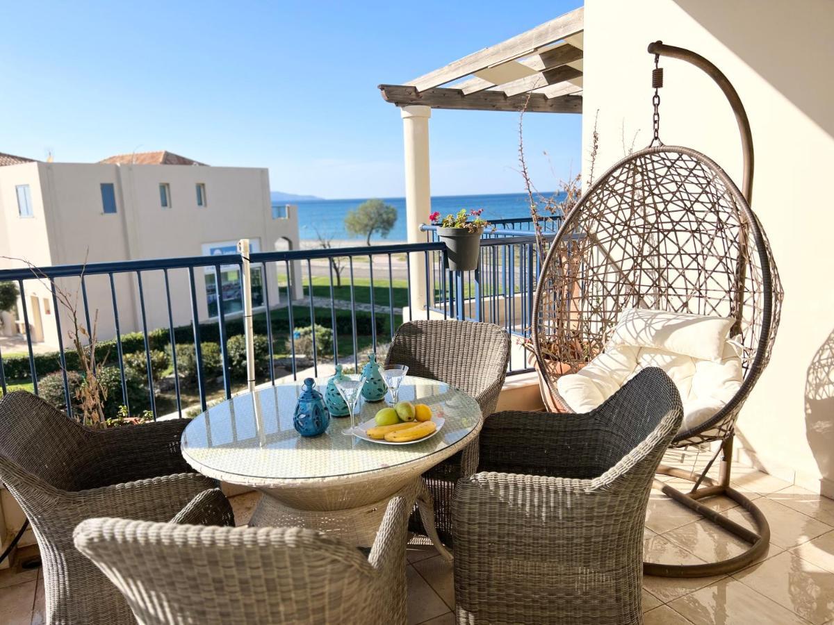 Odyssey Beach Front Apartment Chania  Bagian luar foto