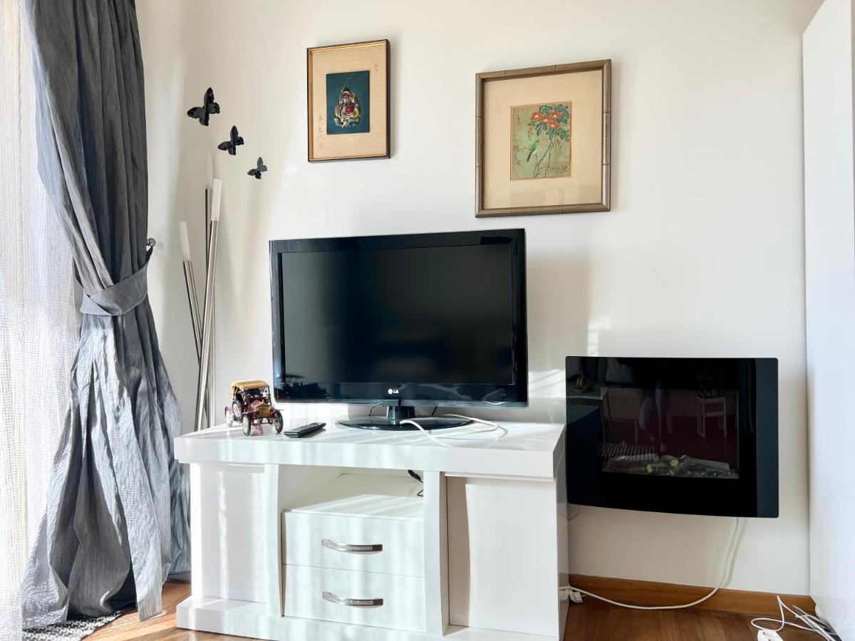 Odyssey Beach Front Apartment Chania  Bagian luar foto