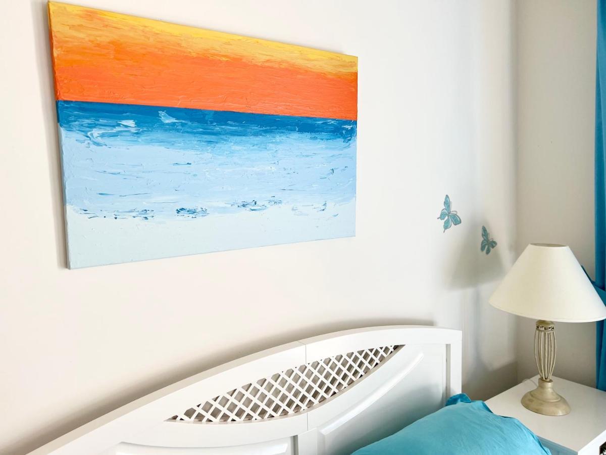Odyssey Beach Front Apartment Chania  Bagian luar foto
